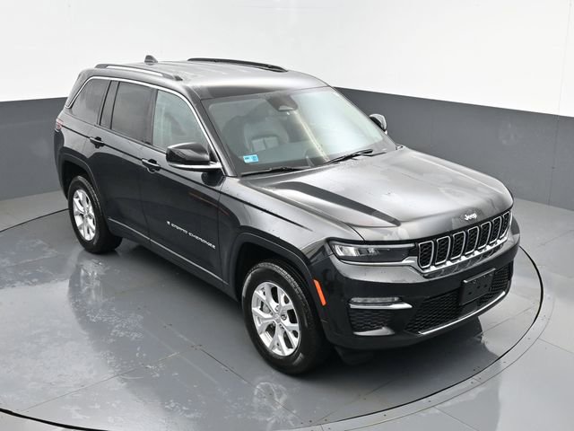 Used 2023 Jeep Grand Cherokee Limited image 21