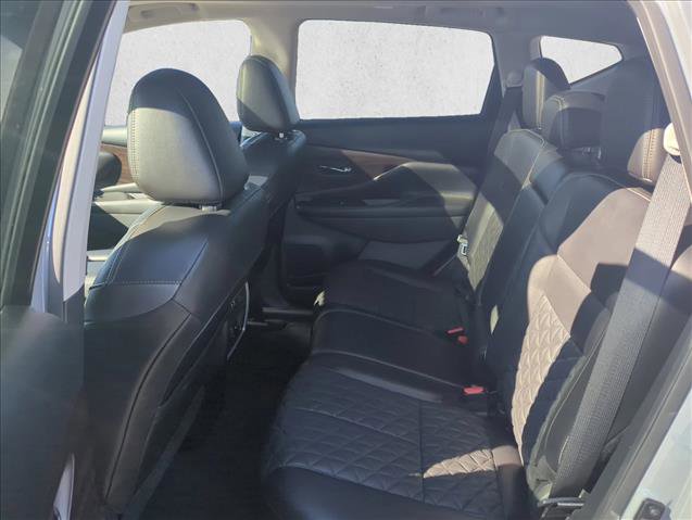 Certified 2023 Nissan Murano Platinum w/ Cargo Package image 18