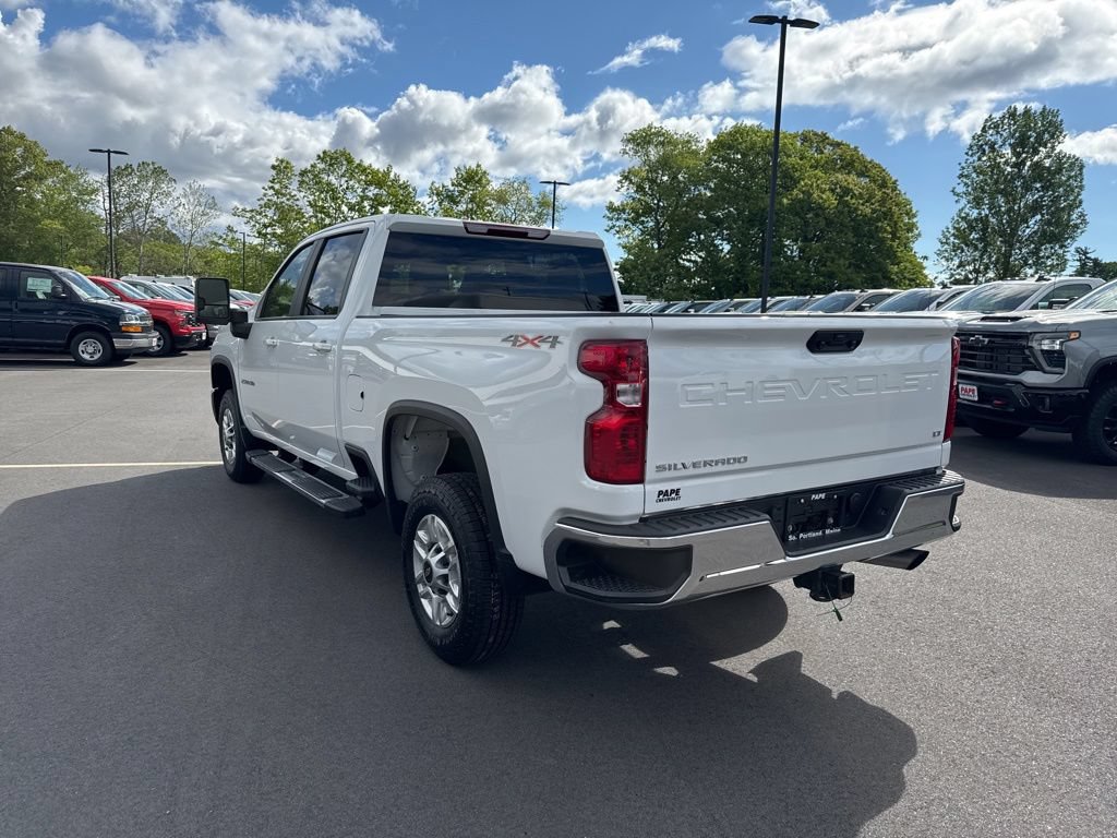 Used 2025 Chevrolet Silverado 2500 LT w/ Convenience Package AWD/4WD image 7