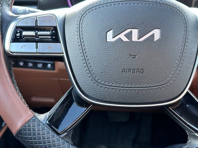 Used 2024 Kia Telluride EX X-Line image 11