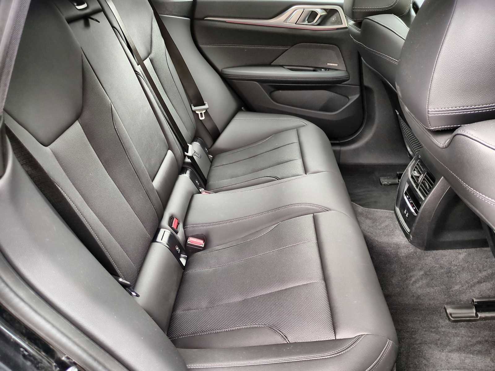 New 2024 BMW i4 eDrive35 w/ Premium Package image 22