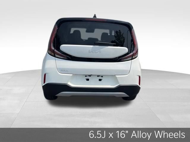 Certified 2024 Kia Soul LX w/ Option Group 015 FWD image 7