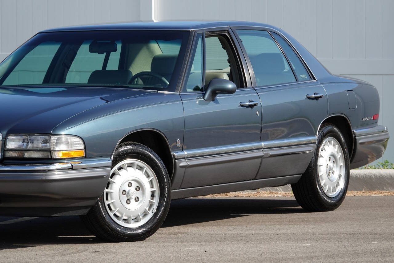 Used 1993 Buick Park Avenue Ultra FWD image 8