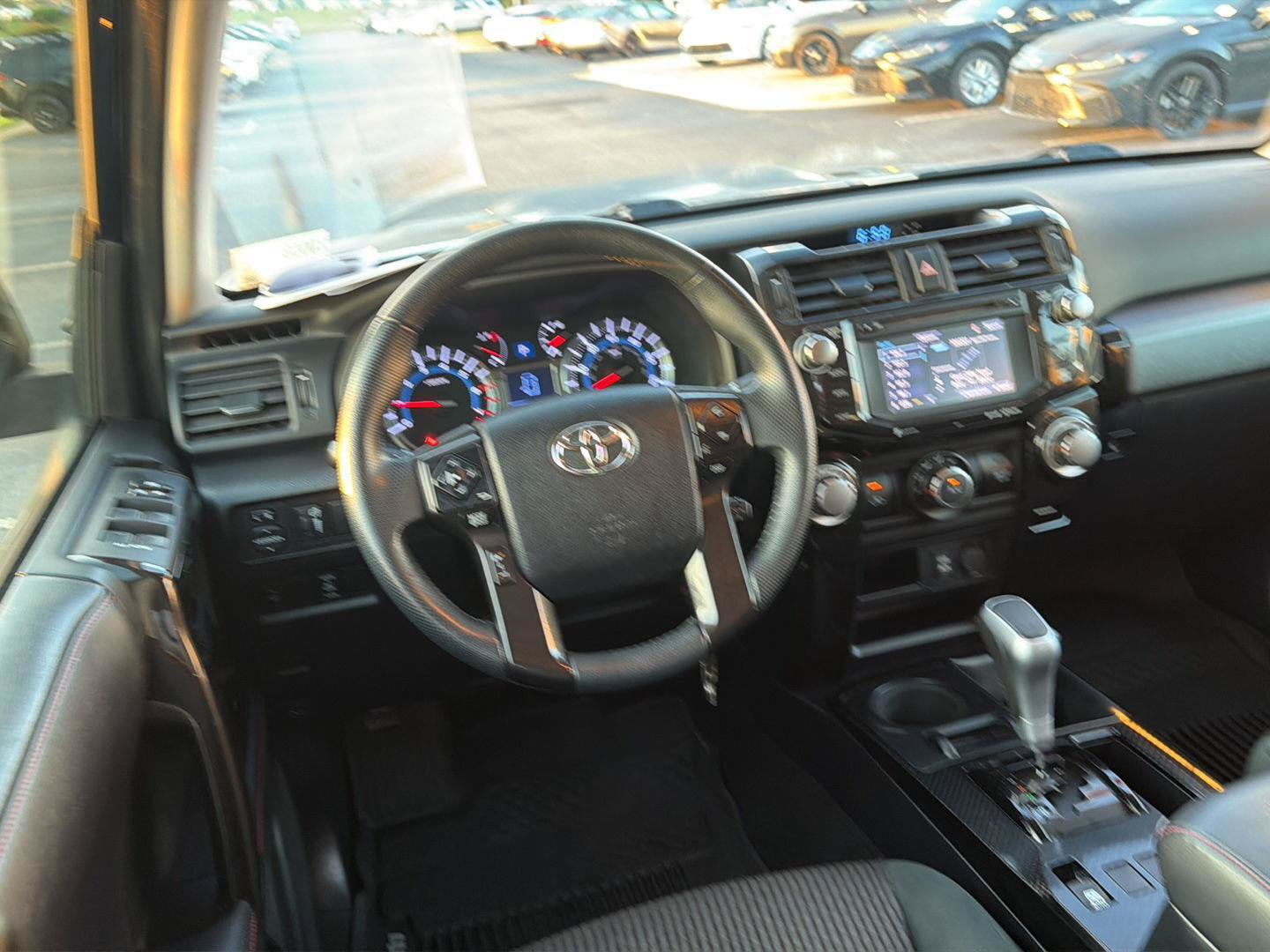 Used 2019 Toyota 4Runner TRD Off-Road AWD/4WD image 18