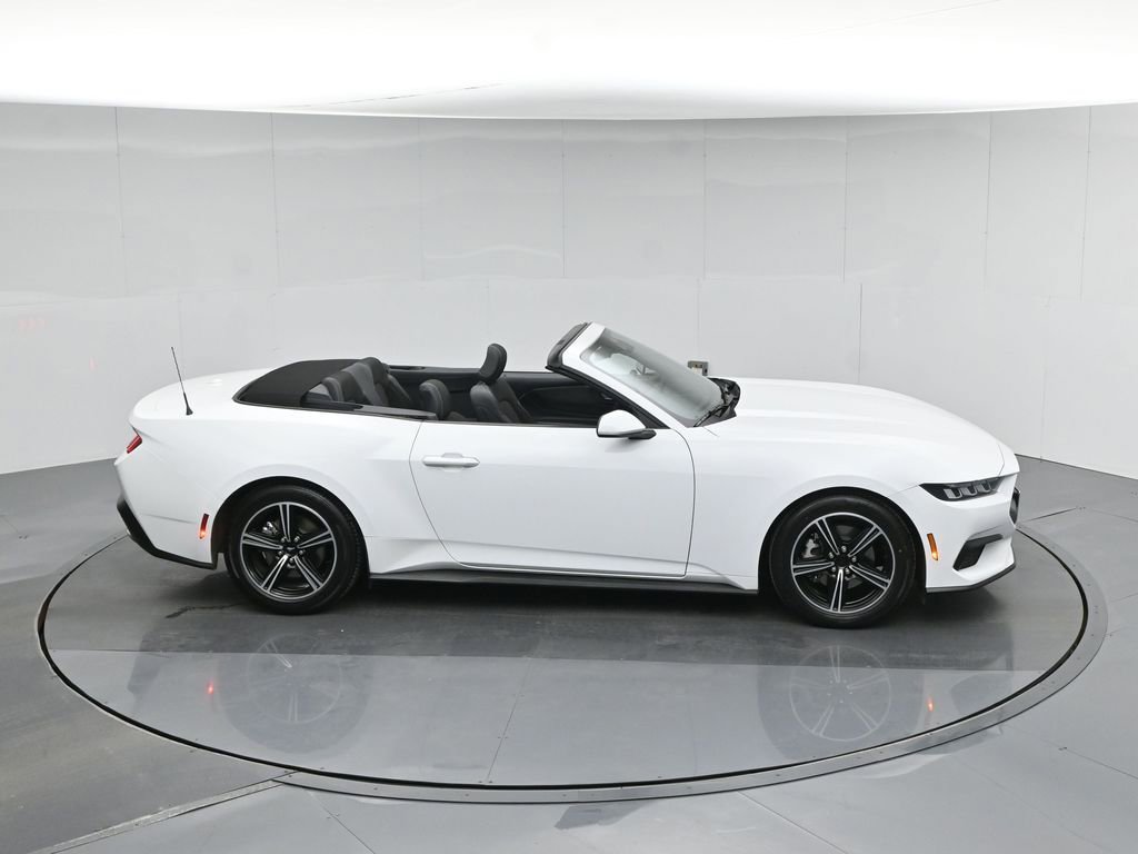 Used 2024 Ford Mustang EcoBoost image 54