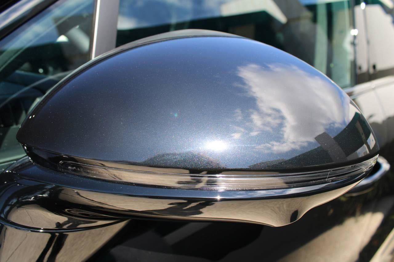 New 2025 Porsche Cayenne GTS image 92