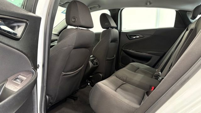 Used 2021 Chevrolet Malibu LT image 15