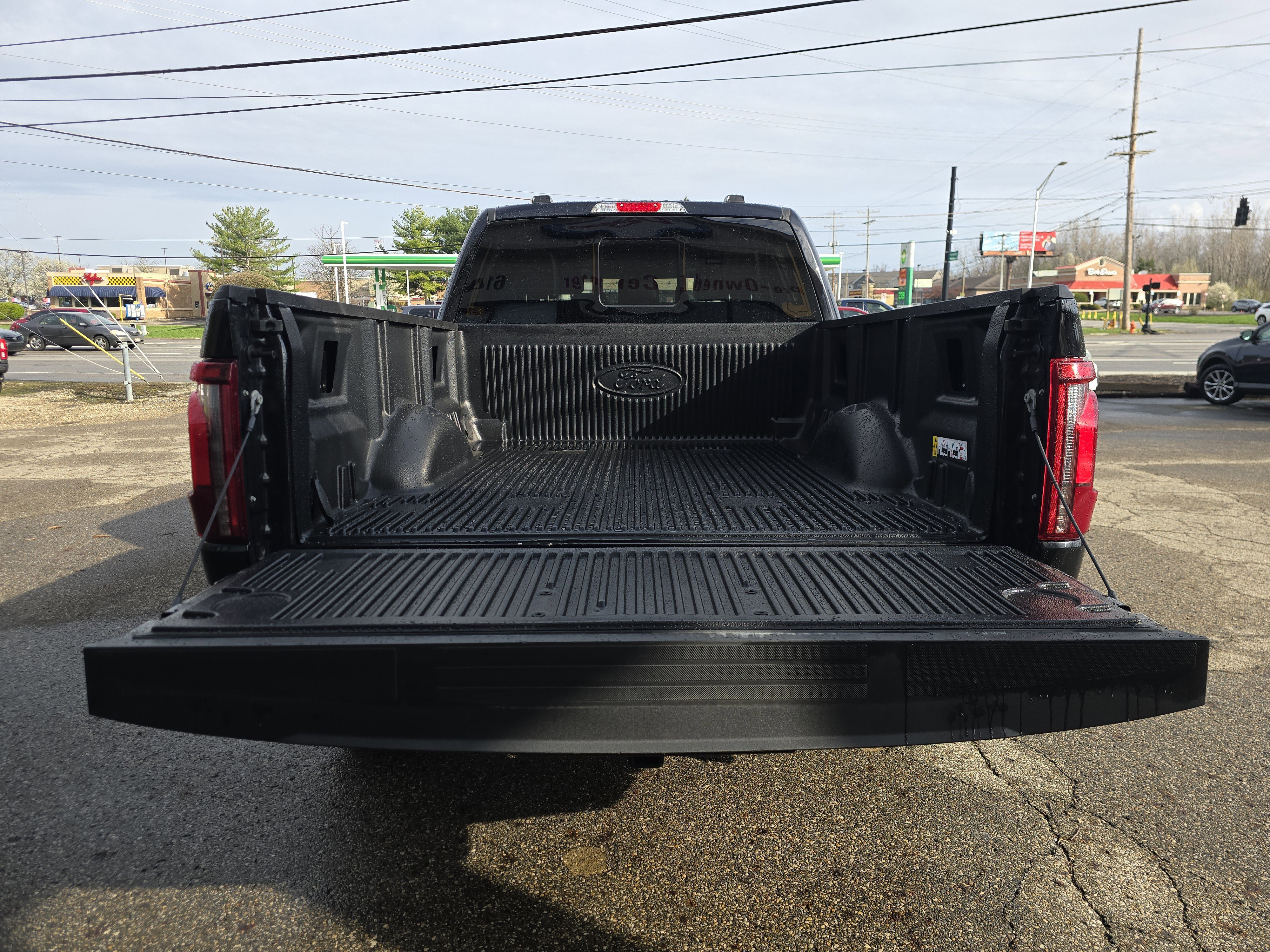 Used 2025 Ford F150 Lariat w/ Equipment Group 502A High image 15