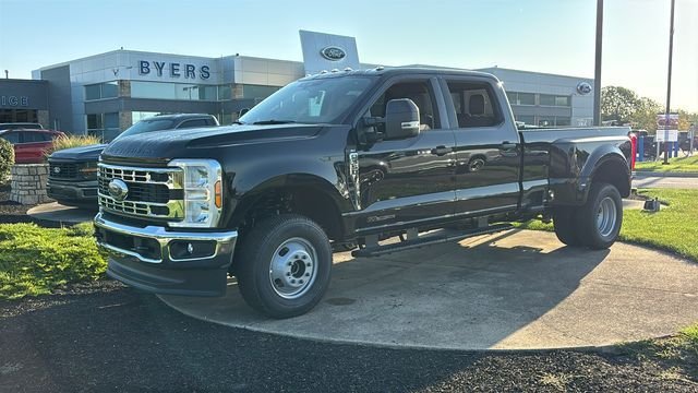 New 2026 Ford F350 XLT AWD/4WD image 3