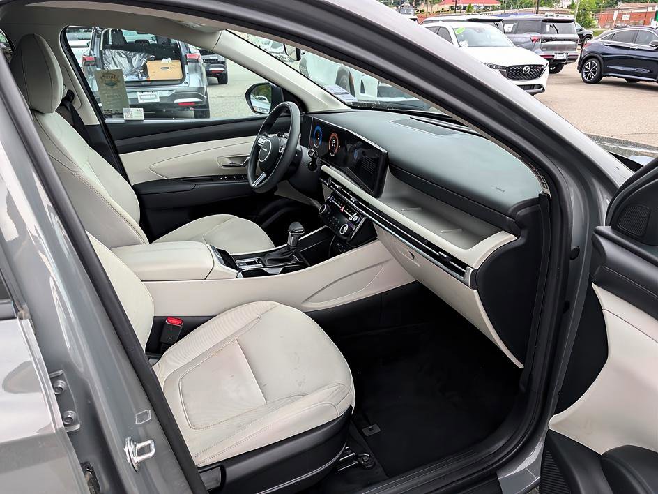 Used 2025 Hyundai Tucson SEL AWD/4WD image 12