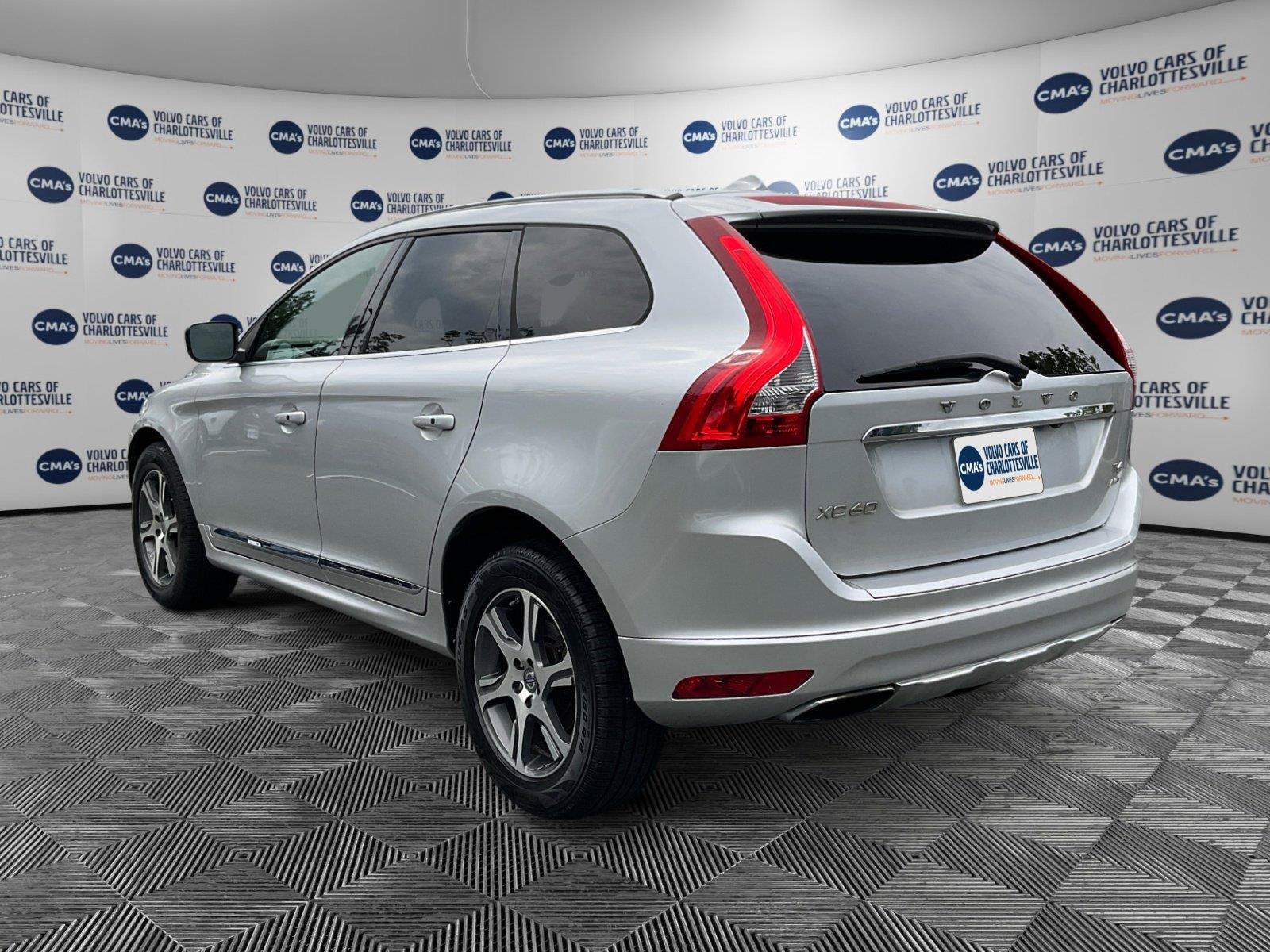 Used 2014 Volvo XC60 T6 AWD/4WD image 3
