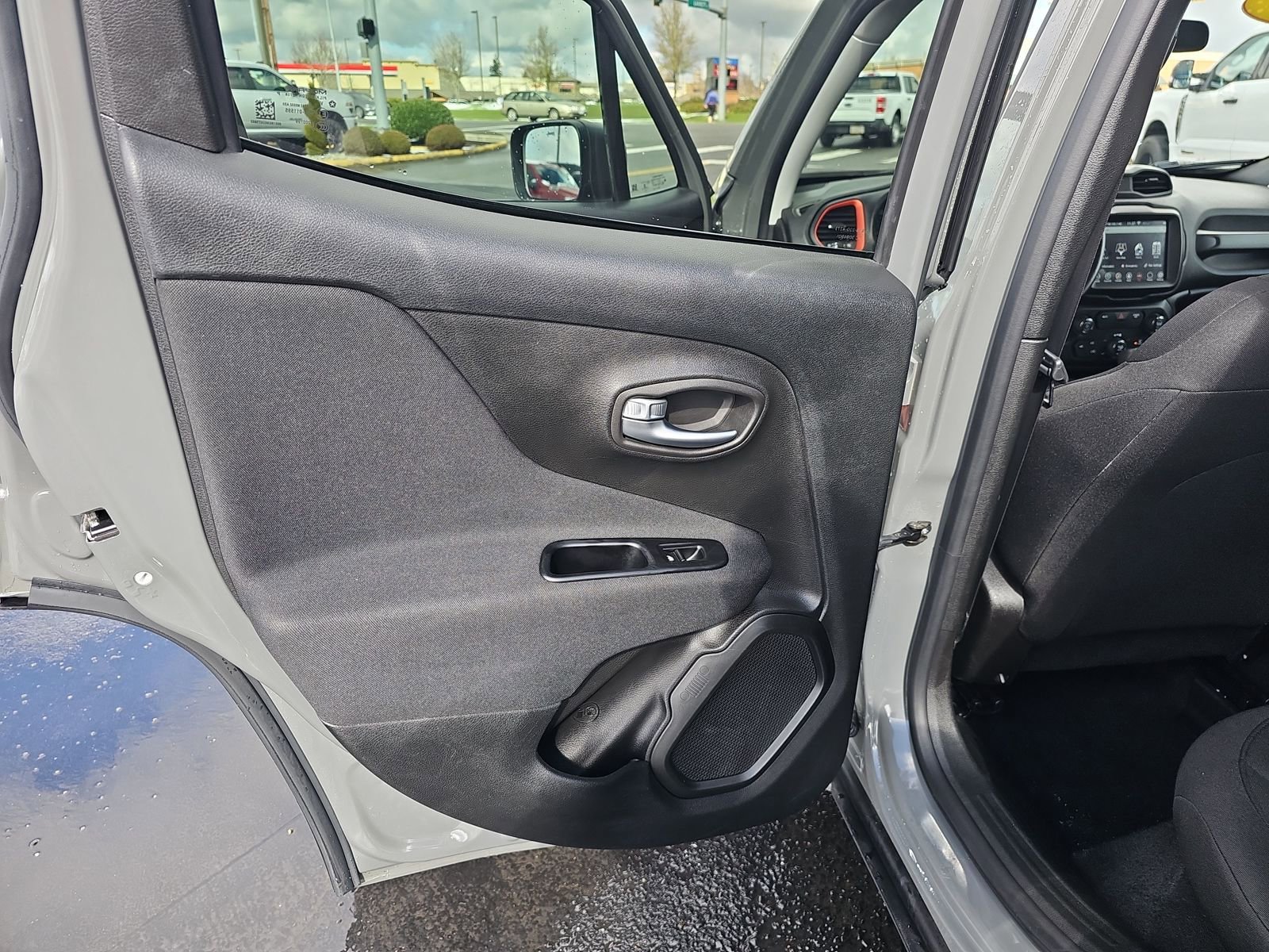 Certified 2020 Jeep Renegade Sport image 24