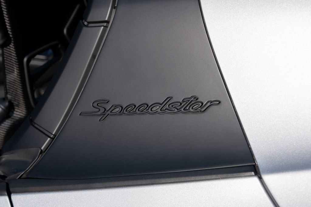 Used 2019 Porsche 911 Speedster RWD image 80