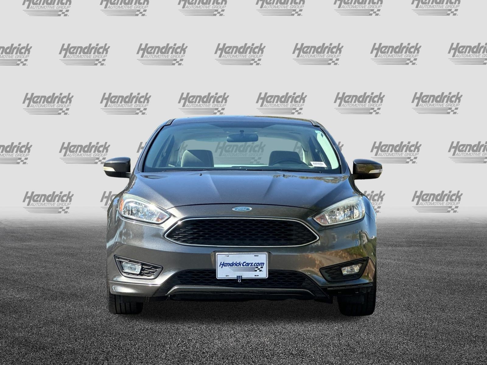 Used 2015 Ford Focus SE w/ SE Sport Package FWD image 10