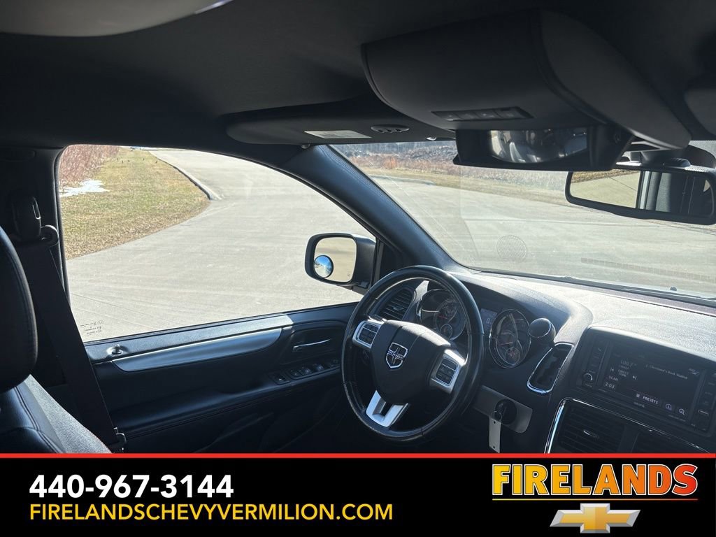 Used 2019 Dodge Grand Caravan GT image 29