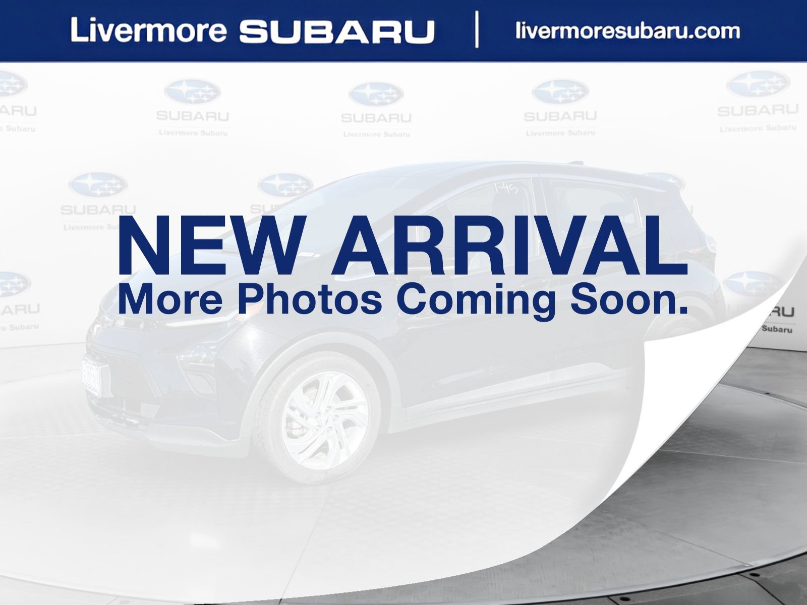 Used 2023 Chevrolet Bolt LT FWD image 1