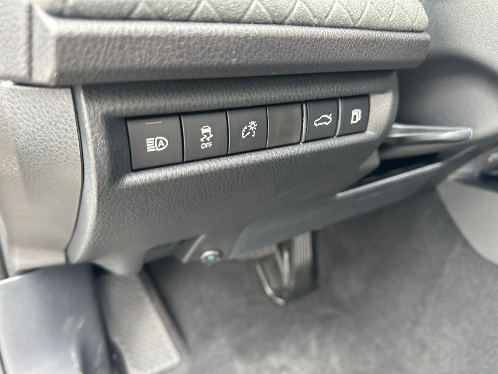 New 2026 Toyota Camry XLE FWD image 18