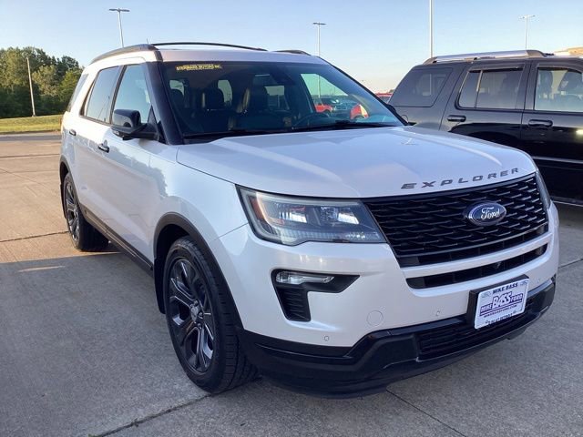 Used 2018 Ford Explorer Sport w/ Equipment Group 401A AWD/4WD image 9