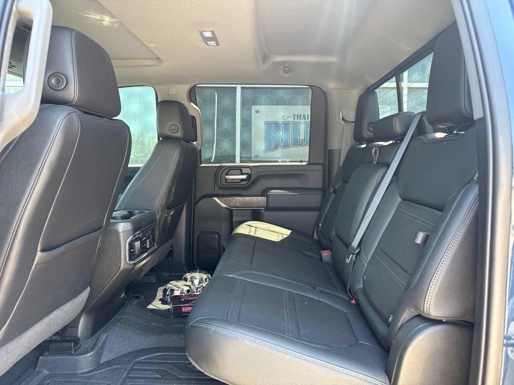 Used 2022 GMC Sierra 2500 Denali w/ Denali Ultimate Package AWD/4WD image 9