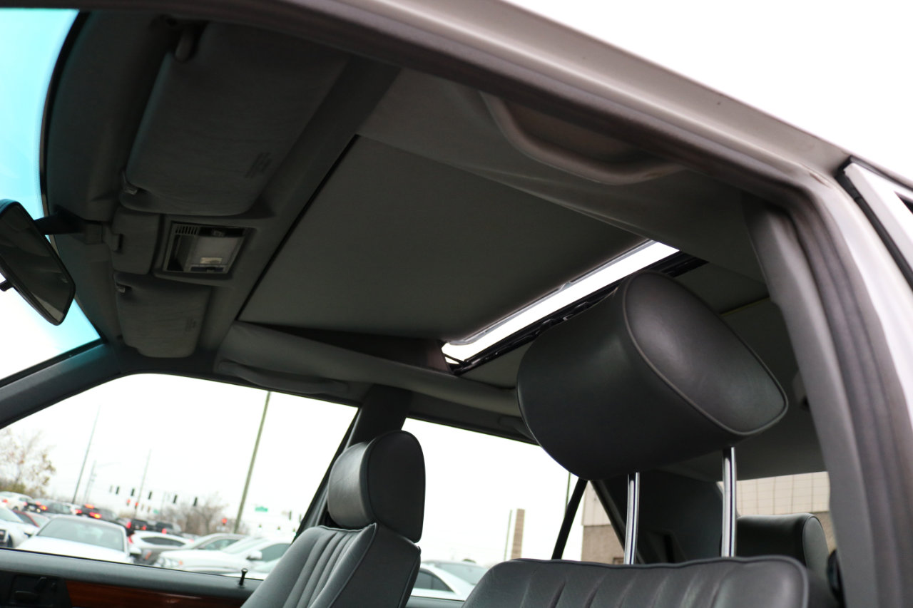 Used 1993 Mercedes-Benz 300 E 2.8 image 23