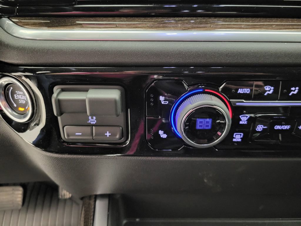 New 2026 Chevrolet Silverado 1500 RST AWD/4WD image 9