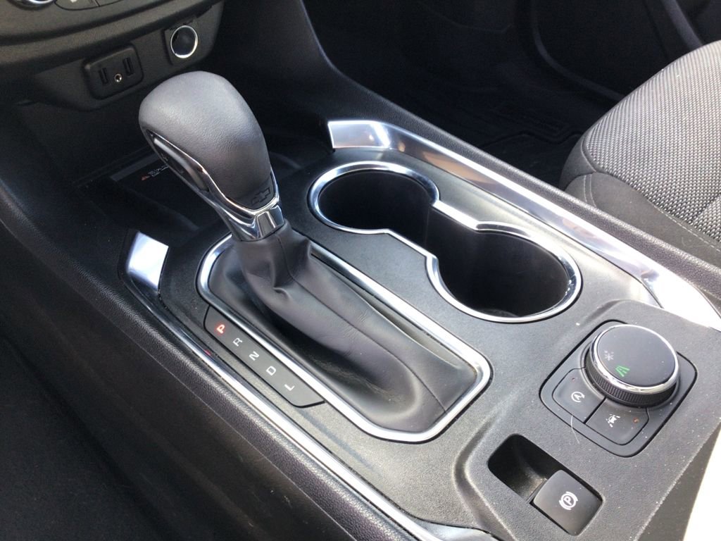 Used 2023 Chevrolet Traverse LT image 26