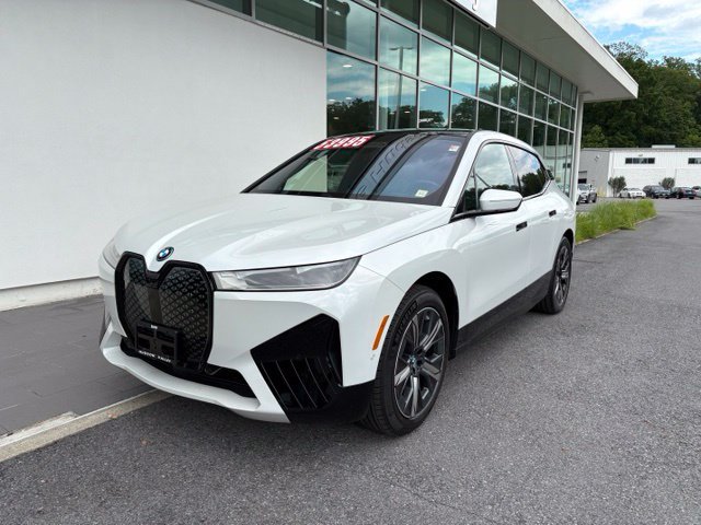 Certified 2024 BMW iX xDrive50 w/ Sport Package AWD/4WD image 3
