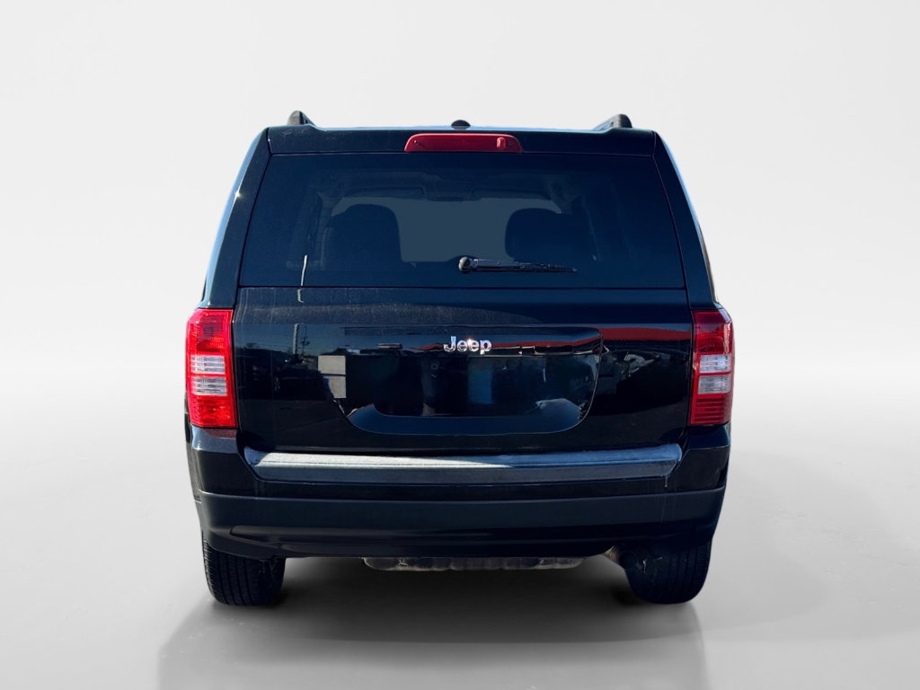 Used 2014 Jeep Patriot Sport w/ Power Value Group FWD image 5