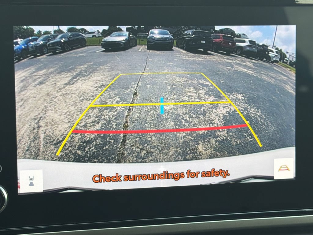 Used 2025 Toyota Camry LE FWD image 33
