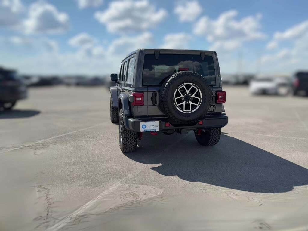 New 2025 Jeep Wrangler Unlimited Rubicon image 9