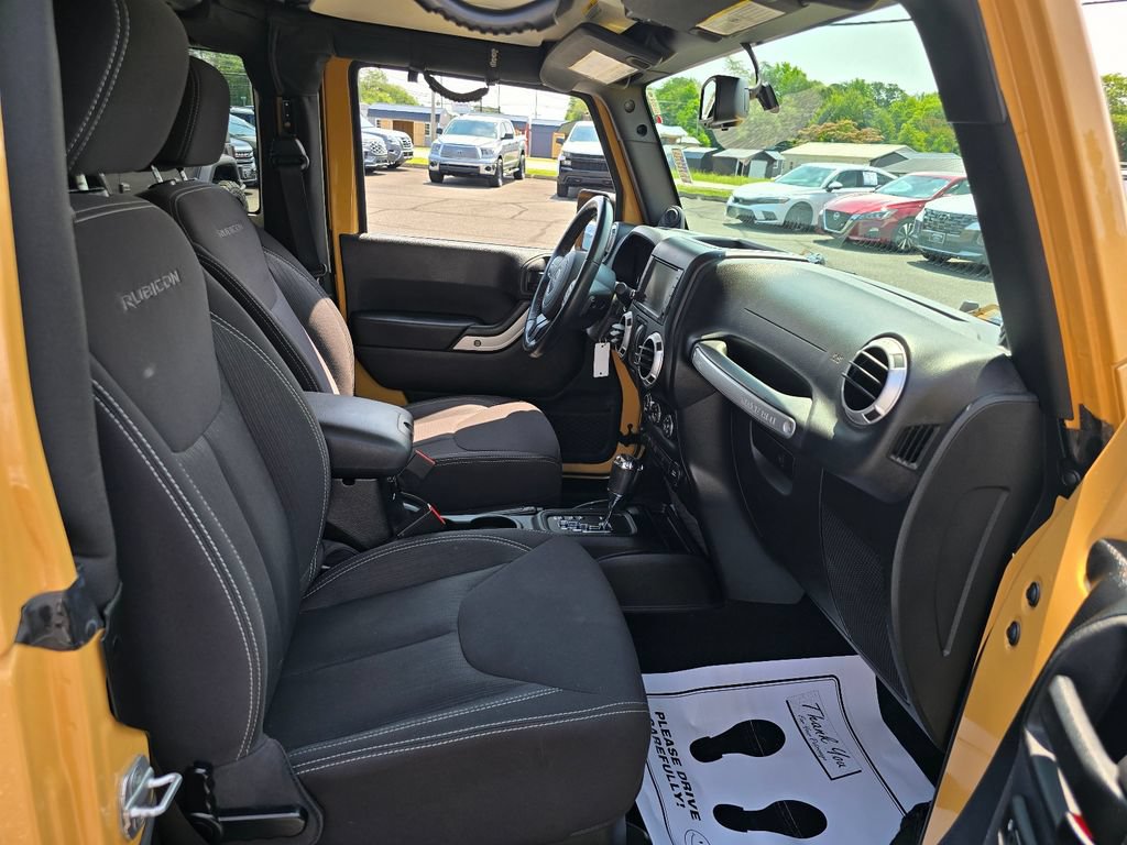 Used 2013 Jeep Wrangler Rubicon w/ PWR Convenience Group AWD/4WD image 11