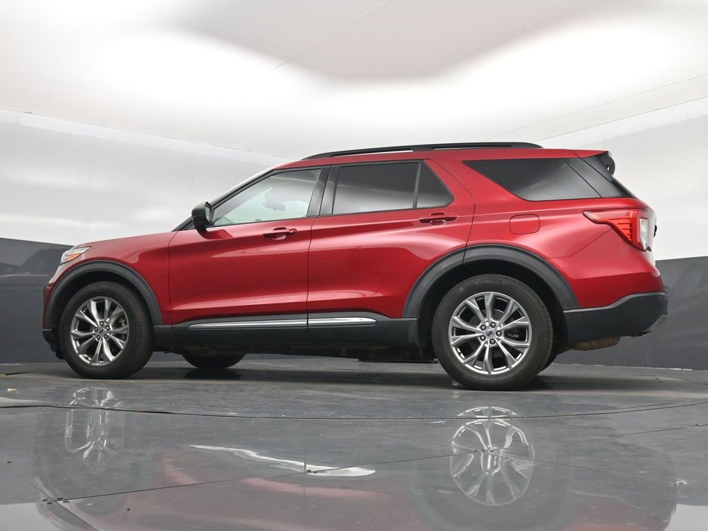 Used 2020 Ford Explorer XLT w/ Equipment Group 202A image 42