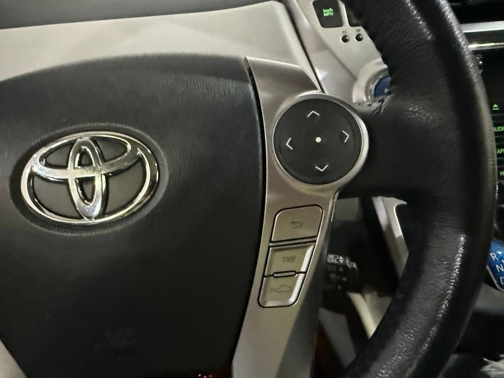 Used 2015 Toyota Prius V Five w/ Advanced Technology Package FWD image 15