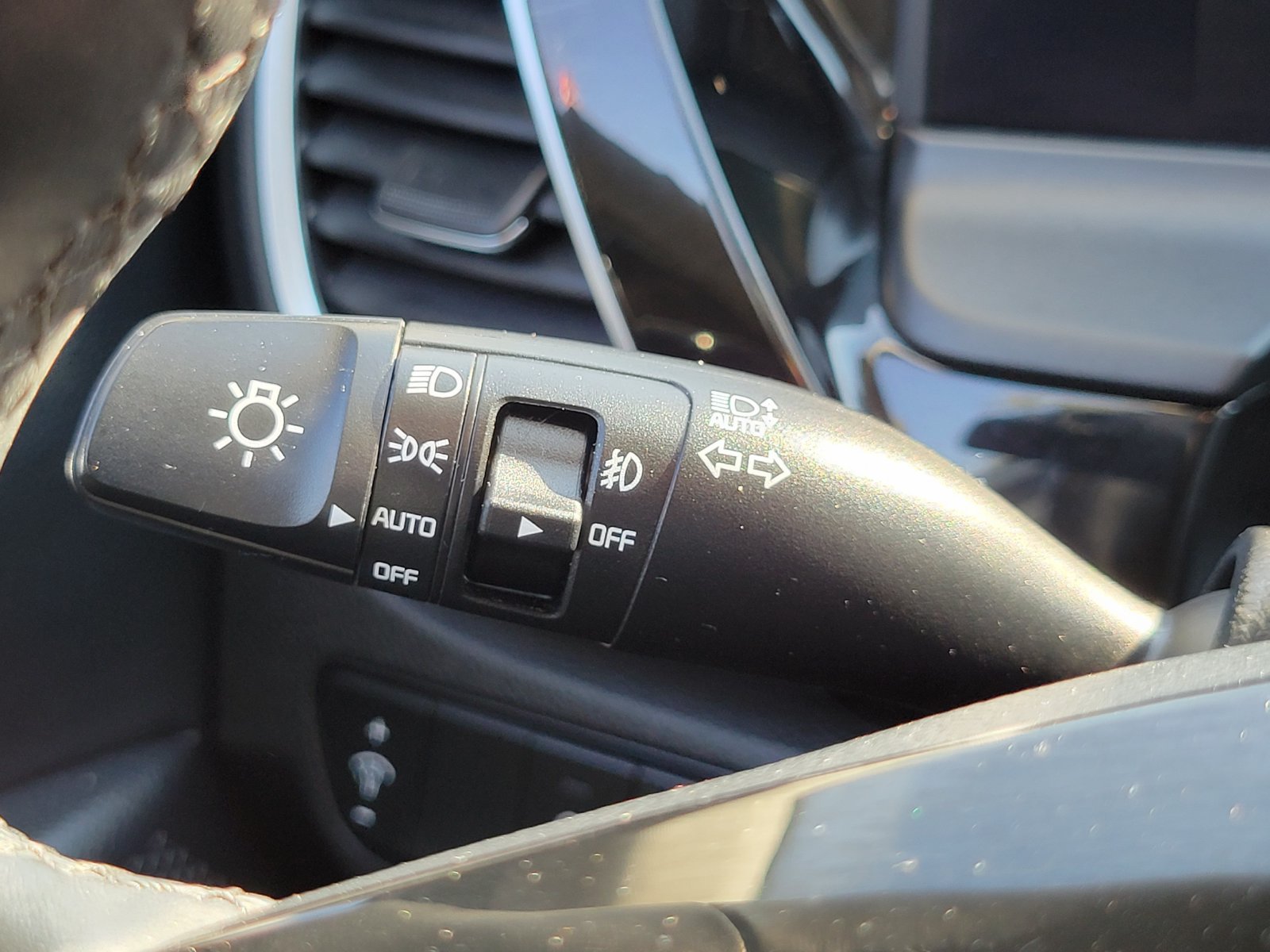 Certified 2024 Kia Seltos S AWD/4WD image 17