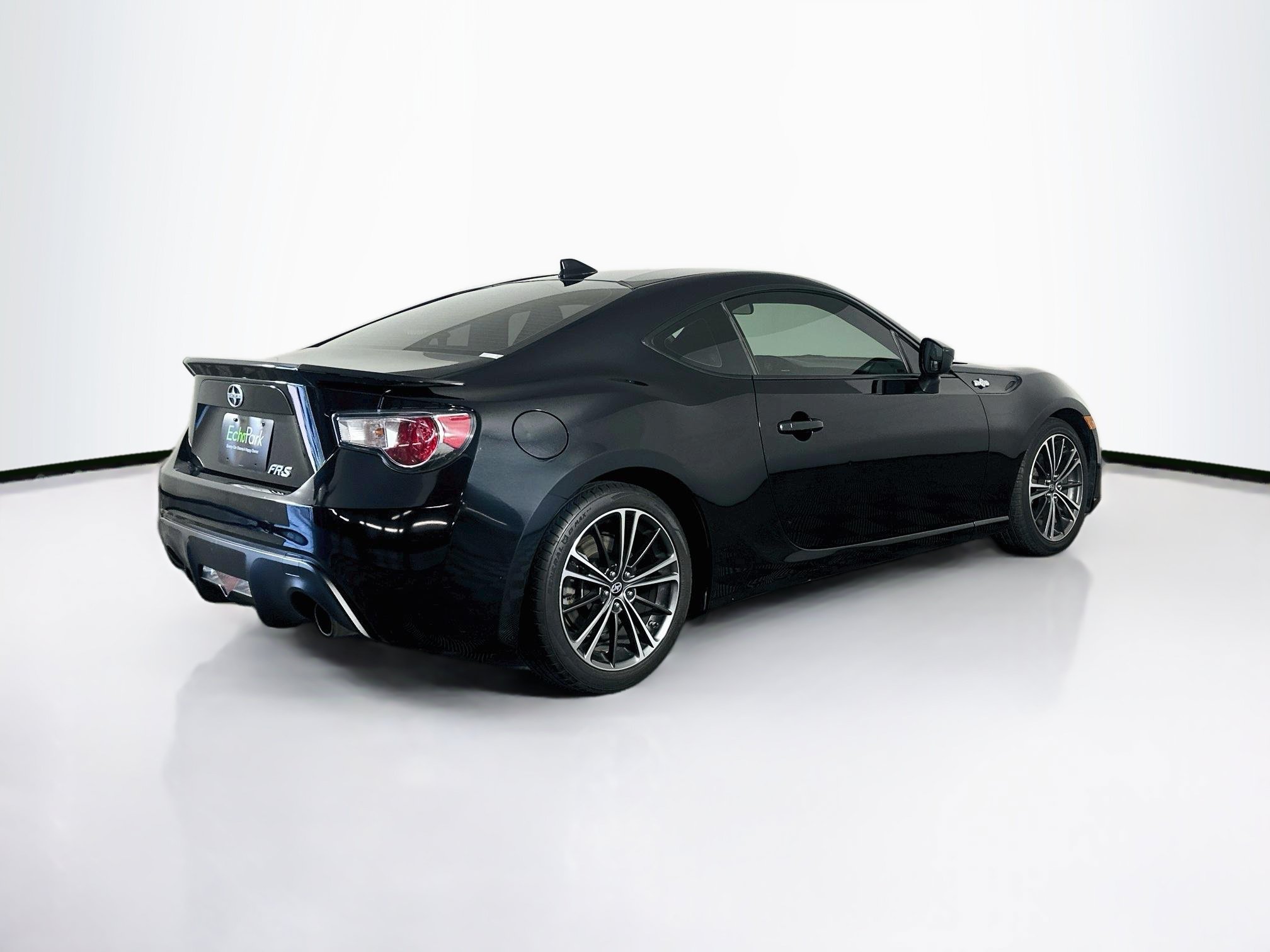 Used 2015 Scion FR-S RWD image 9