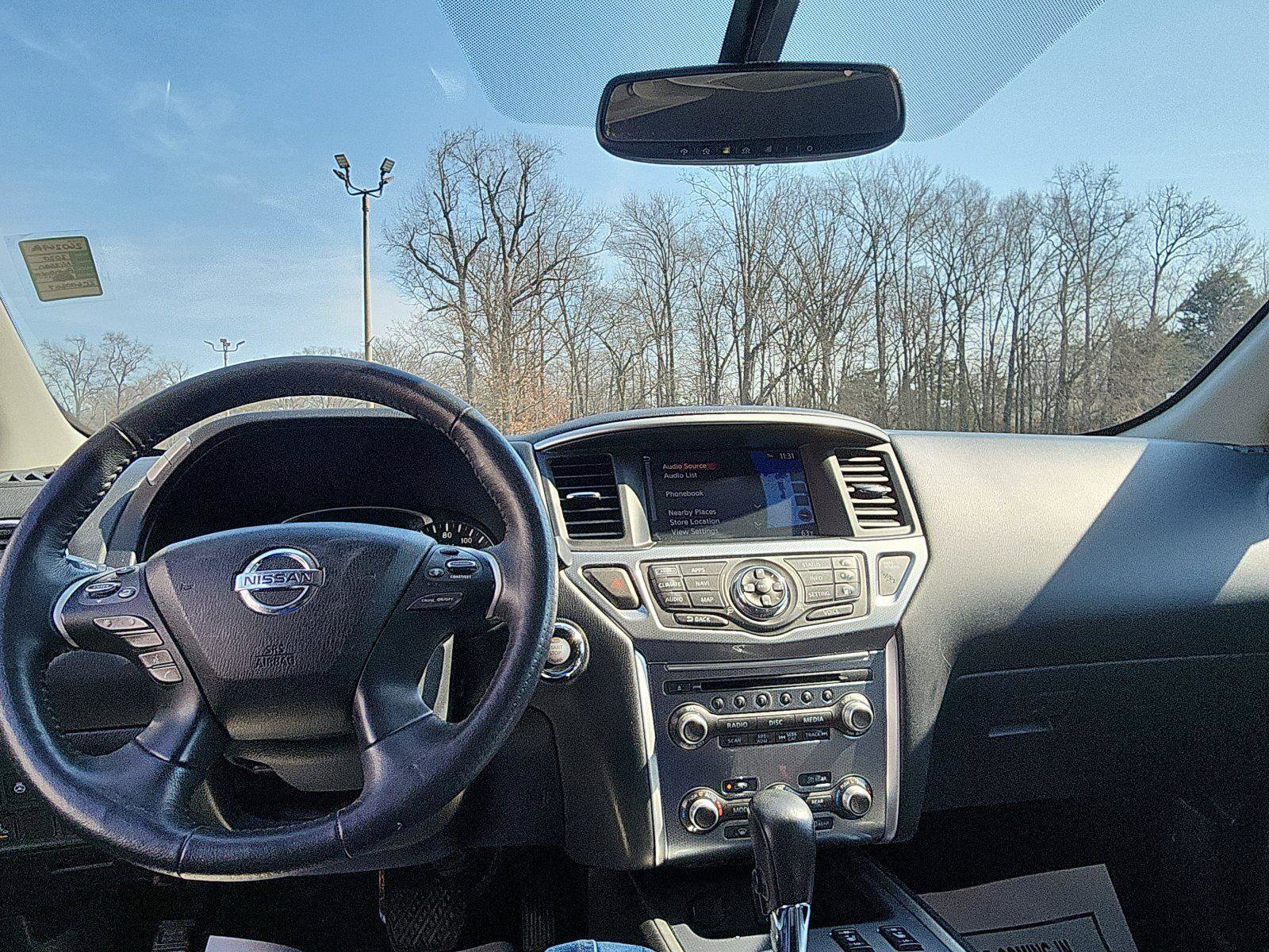 Used 2020 Nissan Pathfinder SL image 20