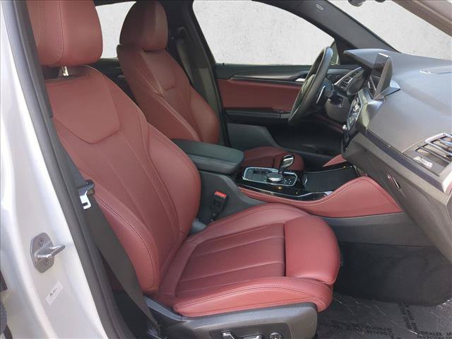 Used 2024 BMW X4 xDrive30i w/ M Sport Package AWD/4WD image 22