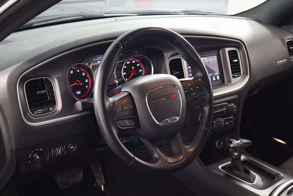 Used 2021 Dodge Charger SXT RWD image 17