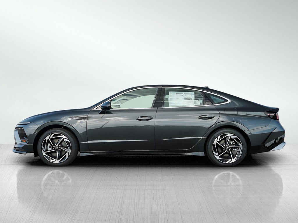 New 2026 Hyundai Sonata SEL FWD image 4
