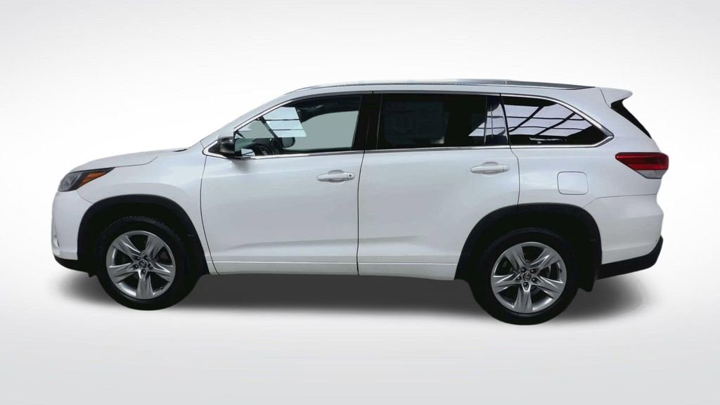 Used 2019 Toyota Highlander Limited image 7