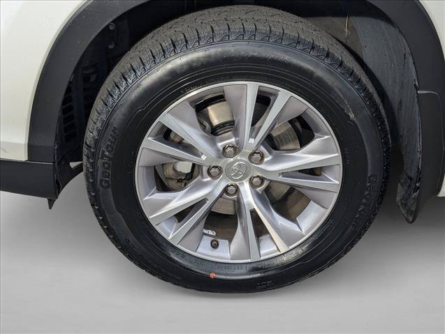 Used 2015 Toyota Highlander XLE AWD/4WD image 24