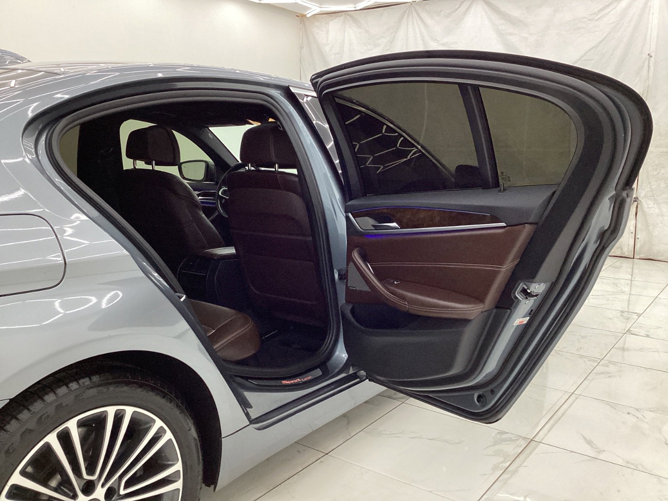 Used 2019 BMW 540i xDrive w/ Convenience Package image 23