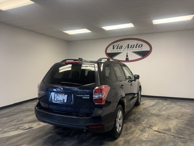 Used 2016 Subaru Forester 2.5i Premium w/ All-Weather Package AWD/4WD image 9