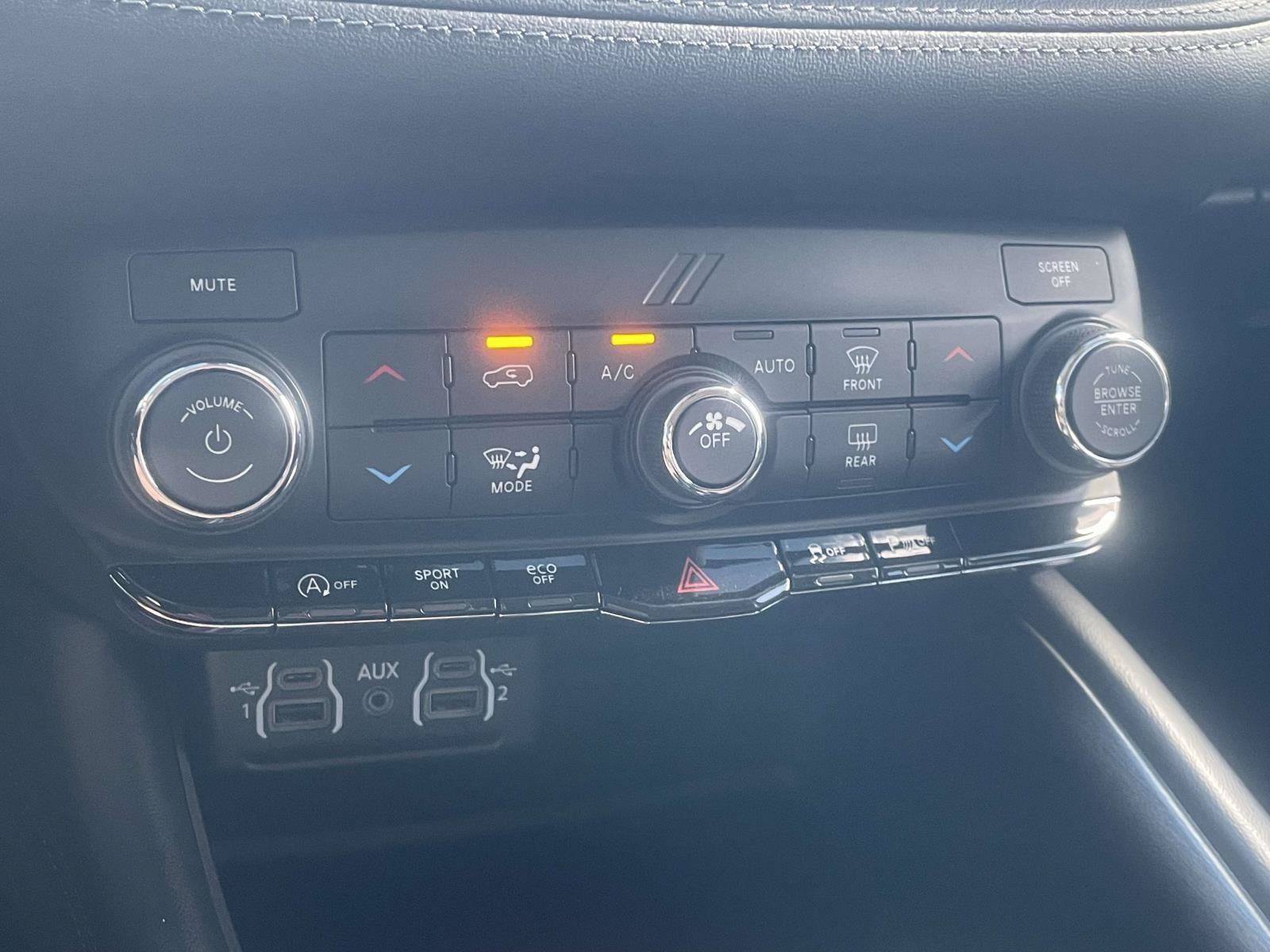Certified 2021 Dodge Durango SXT RWD image 19