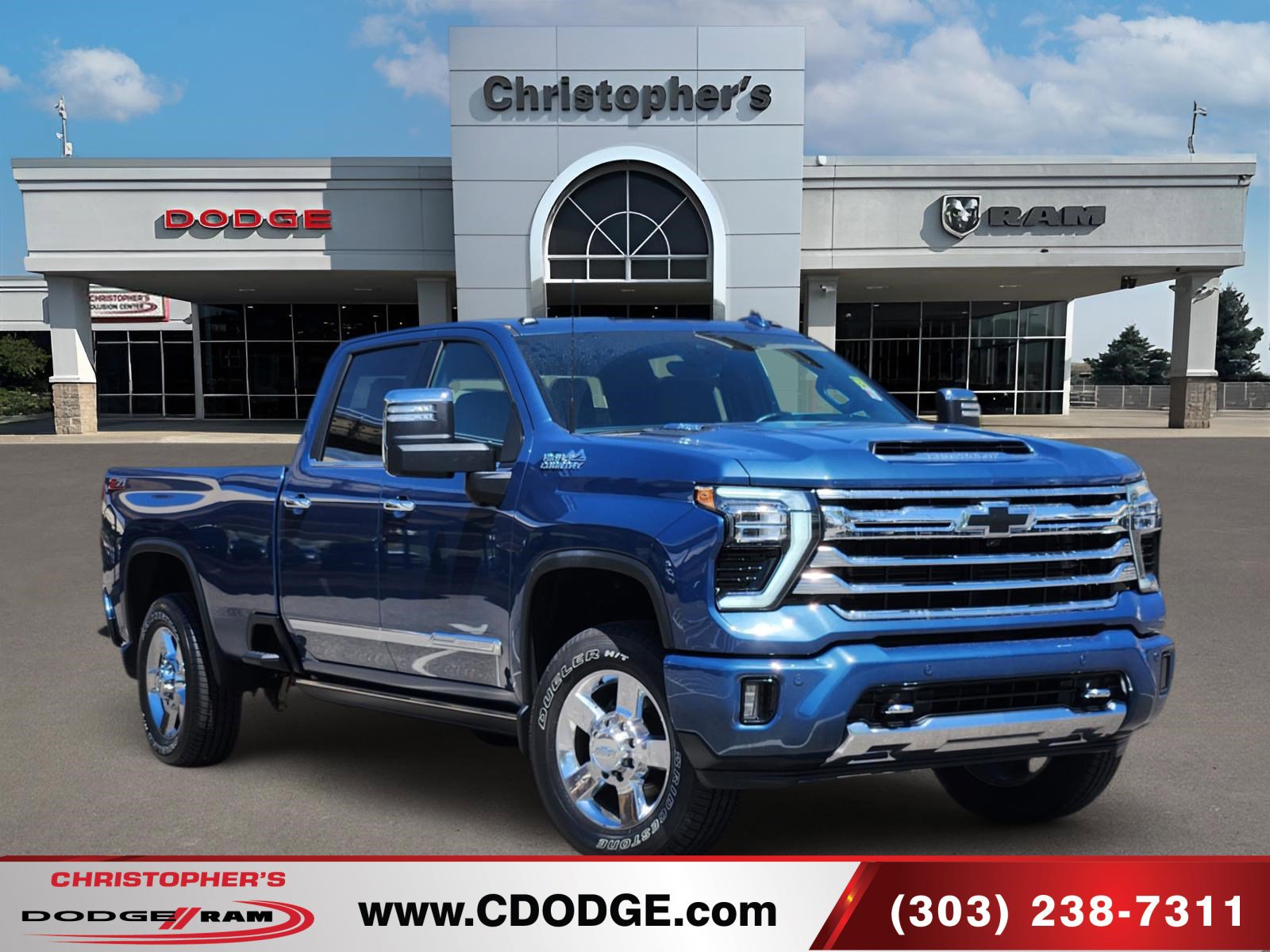Used 2024 Chevrolet Silverado 2500 High Country w/ High Country Premium Package AWD/4WD image 1