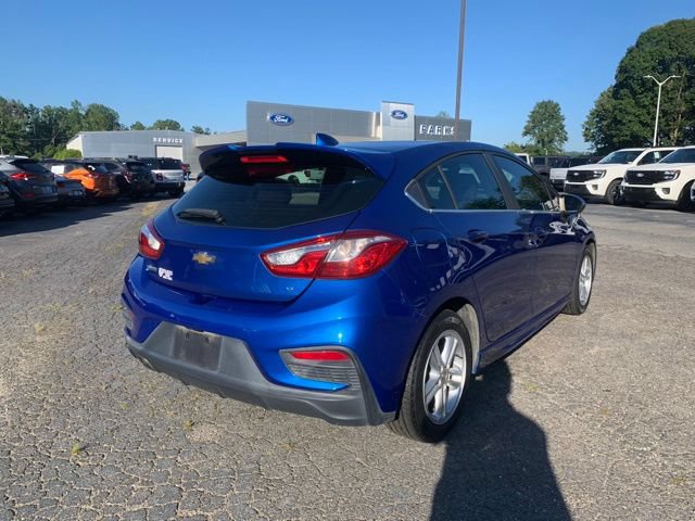 Used 2017 Chevrolet Cruze LT w/ Convenience Package FWD image 9