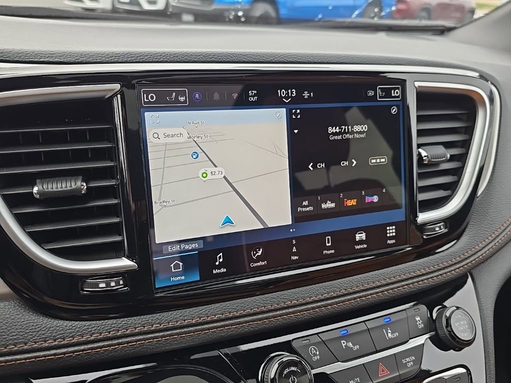 New 2026 Chrysler Pacifica Pinnacle FWD image 25