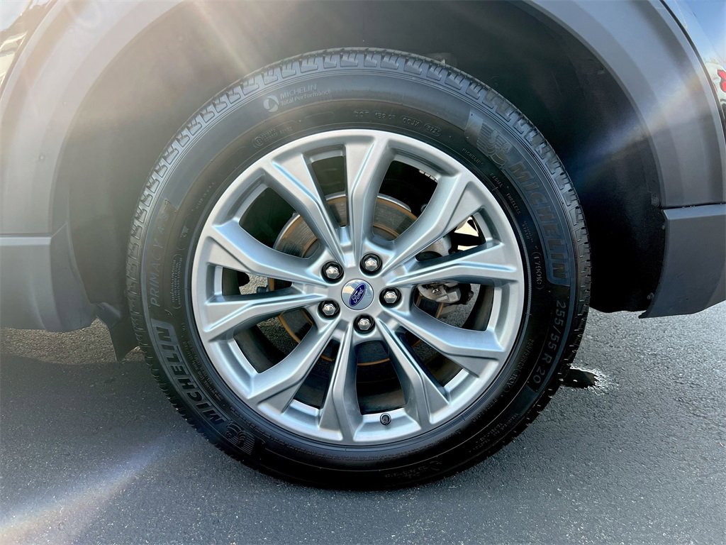 Used 2023 Ford Explorer Limited image 27