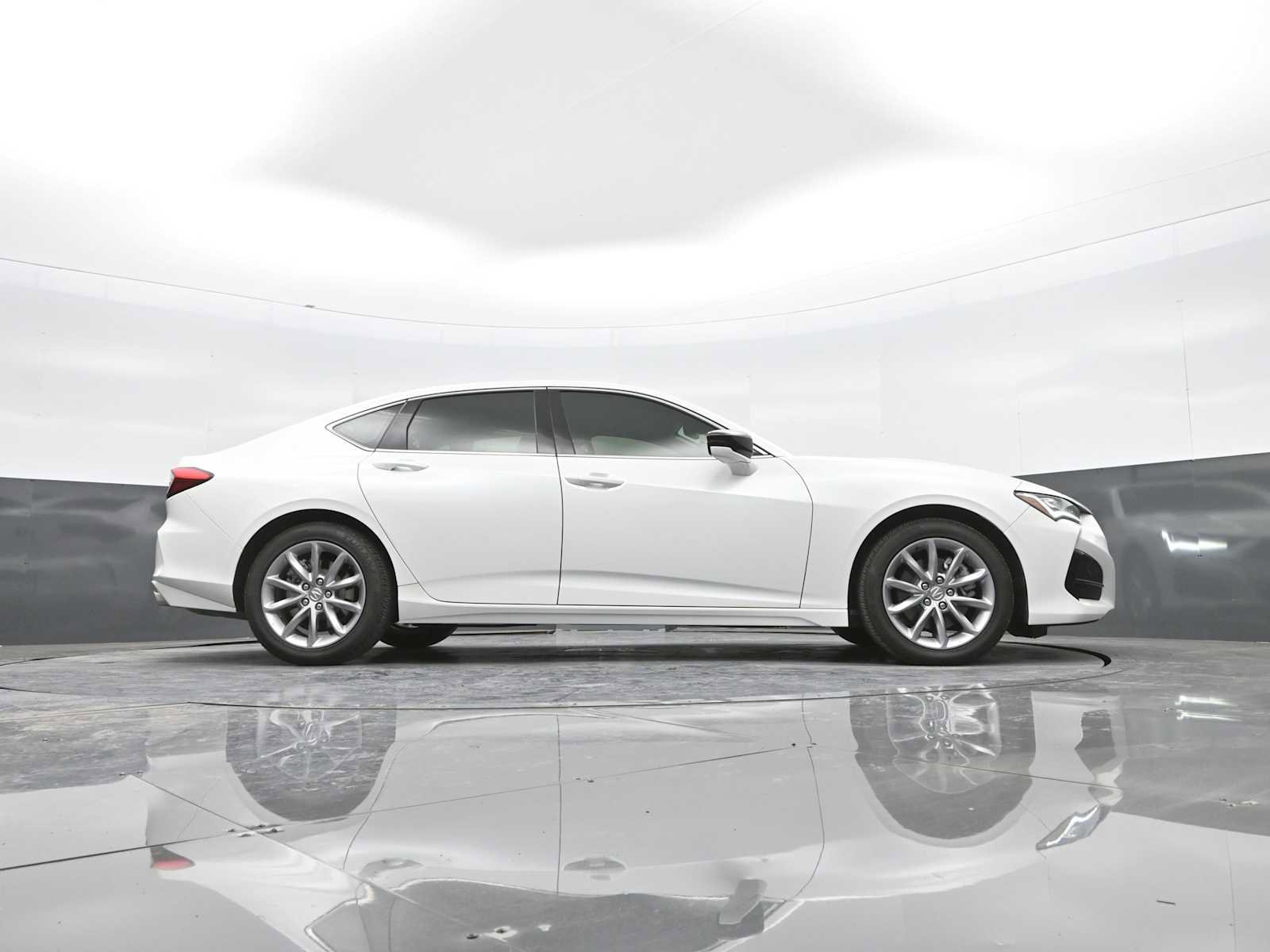 Used 2023 Acura TLX image 34