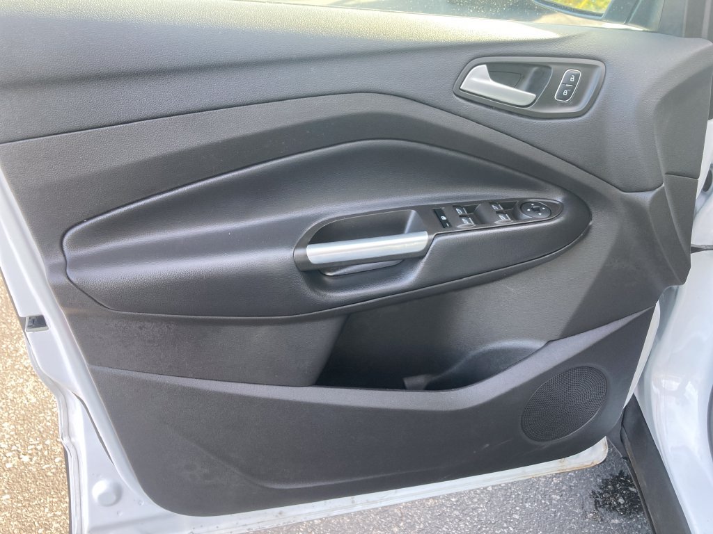 Used 2019 Ford Escape SE FWD image 13